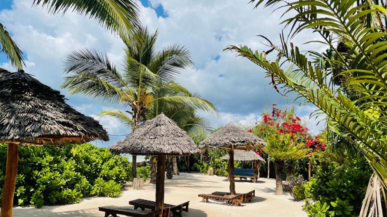 Samaki Lodge & Spa Uroa Esterno foto