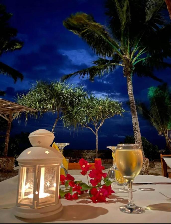 Samaki Lodge & Spa Uroa Esterno foto
