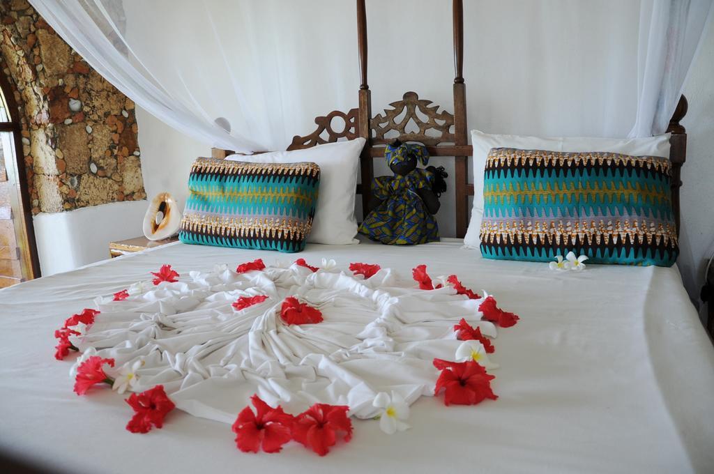 Samaki Lodge & Spa Uroa Esterno foto